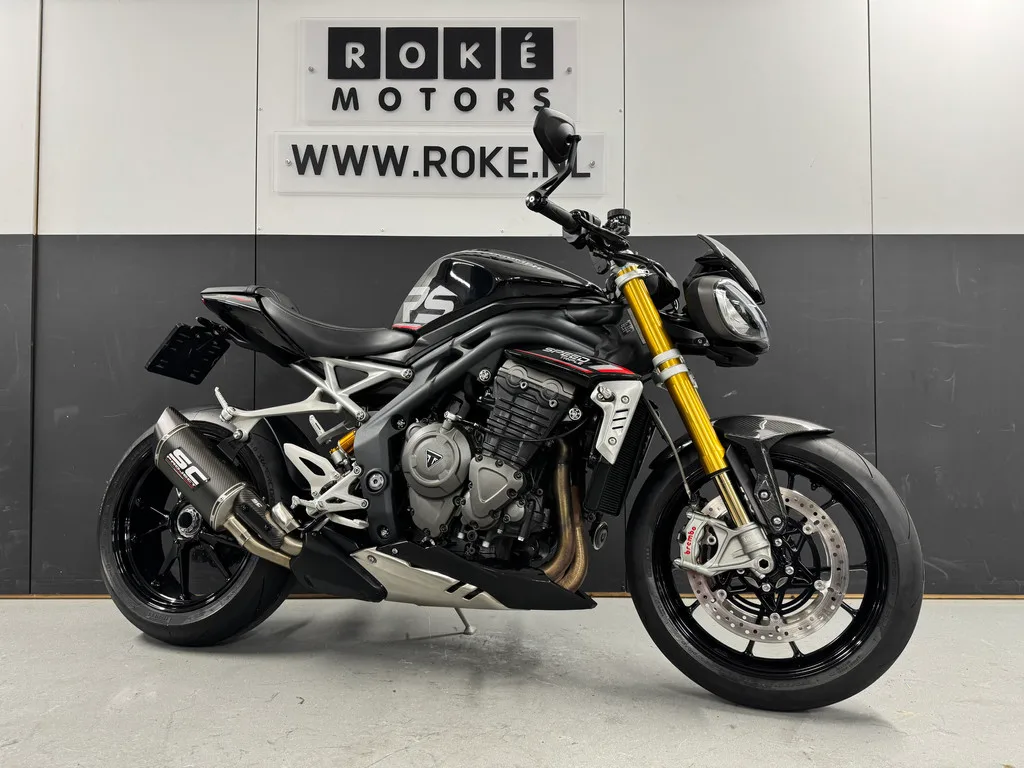 Triumph Speed Triple 1200 (2021) — foto 1