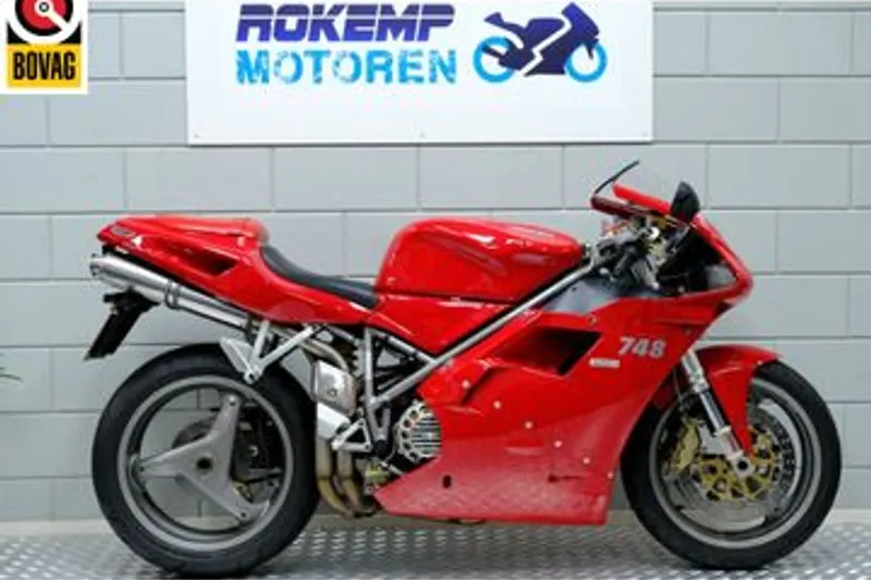 Ducati 748S (2002)