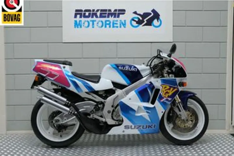 Suzuki RGV 250 (1991)