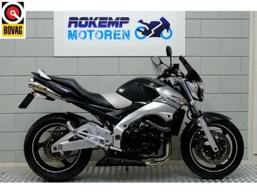 Suzuki GSR600 (2007) — foto 1