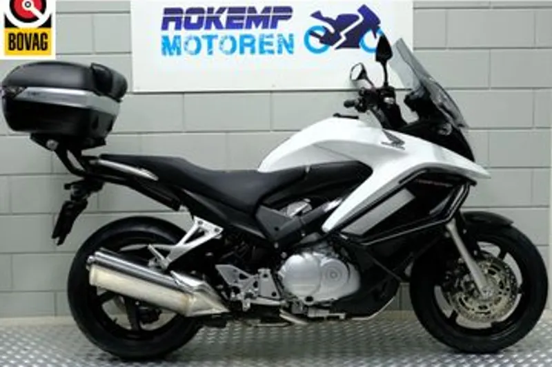 Honda VFR 800 X Crossrunner (2014)