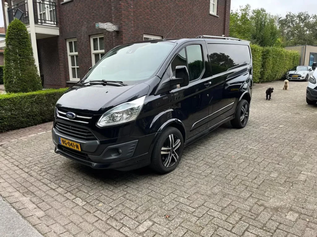 Ford Transit Custom (2013) — foto 1