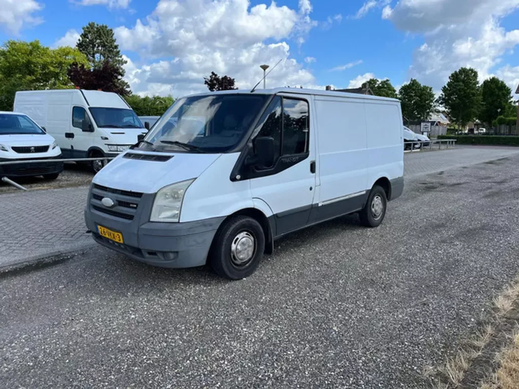 Ford Transit (2007) — foto 1