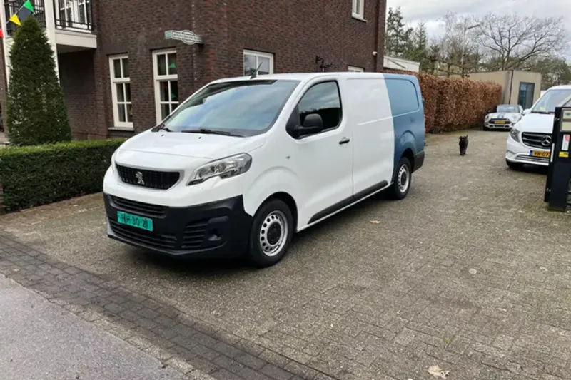 Peugeot Expert (2017)