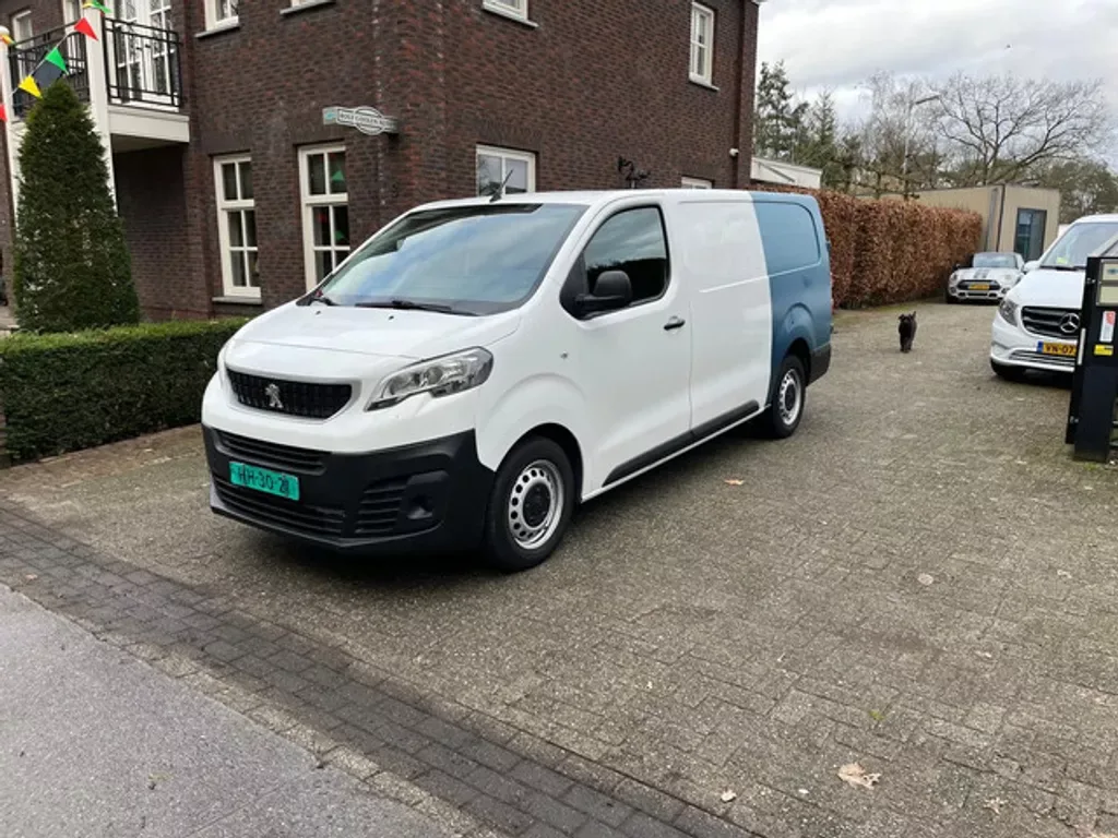 Peugeot Expert (2017) — foto 1