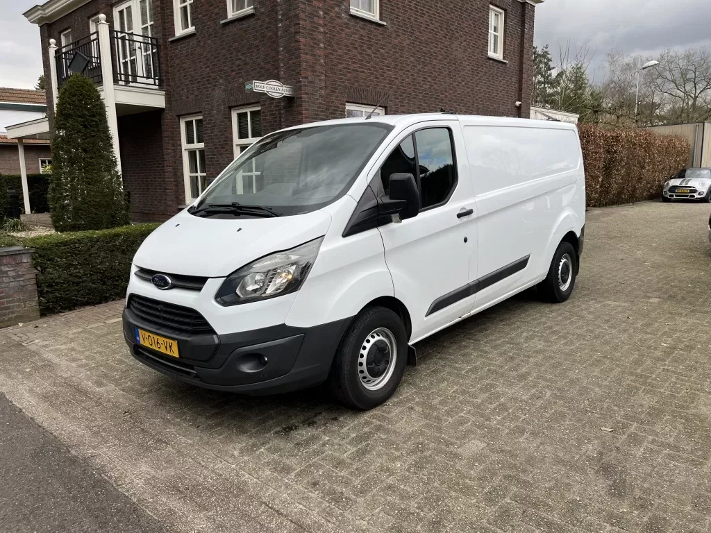 Ford Transit Custom (2016) — foto 1