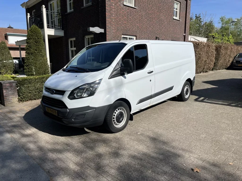 Ford Transit Custom (2015) — foto 1