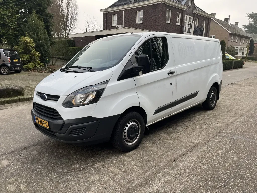 Ford Transit Custom (2016) — foto 1