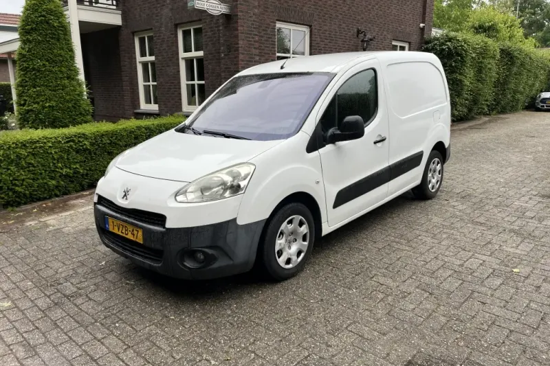 Peugeot Partner (2012)