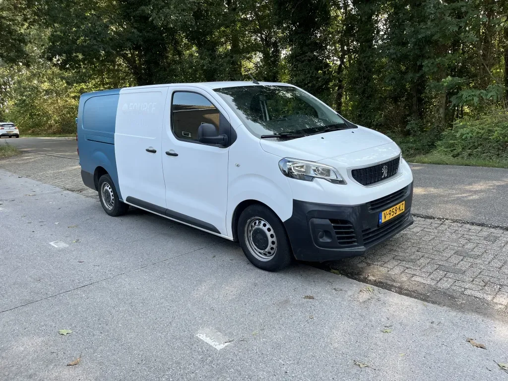 Peugeot Expert (2018) — foto 1