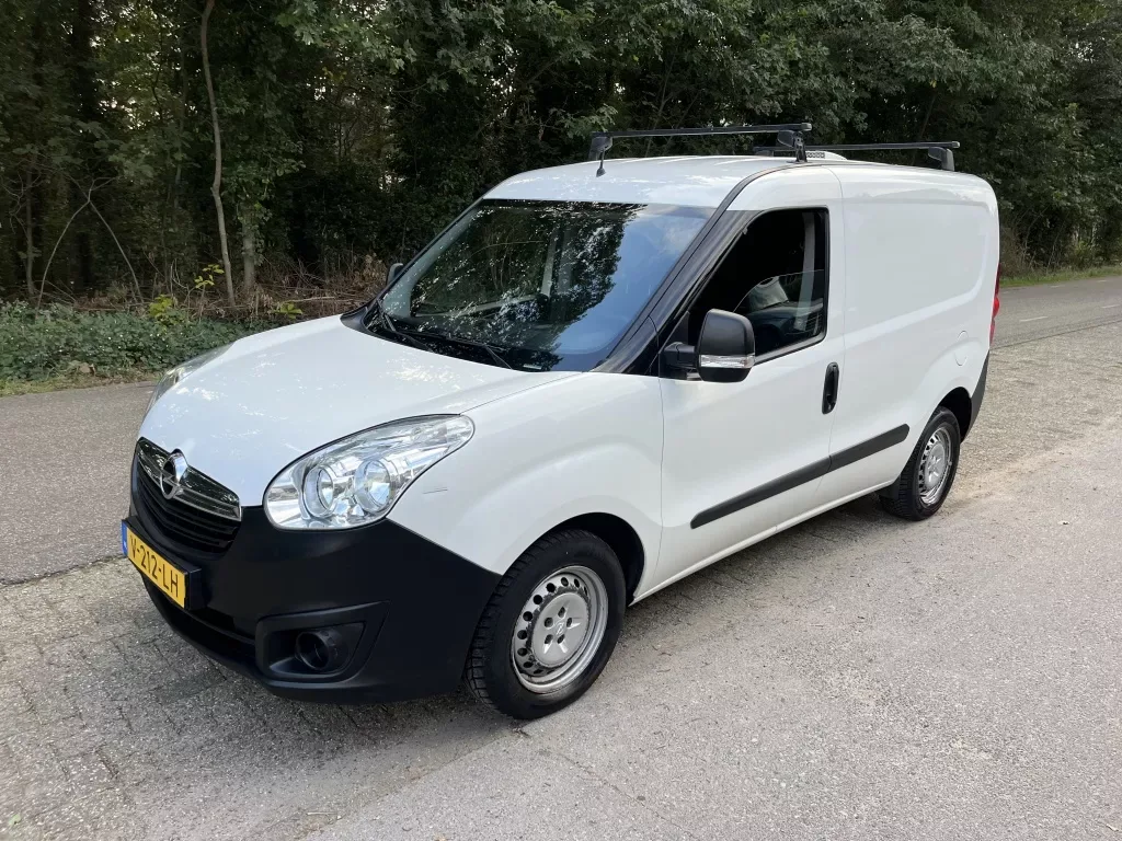 Opel Combo (2018) — foto 1