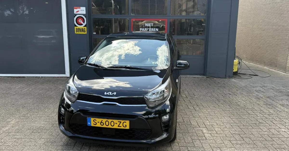 Kia Picanto (2023) — foto 1