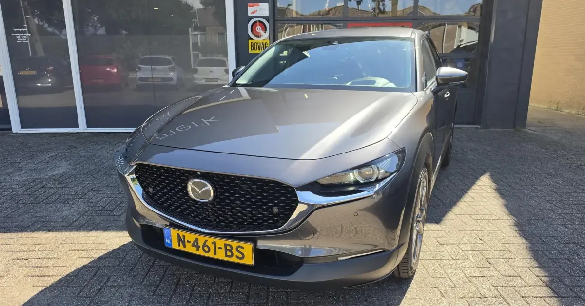 Mazda CX-30 (2021) — foto 1
