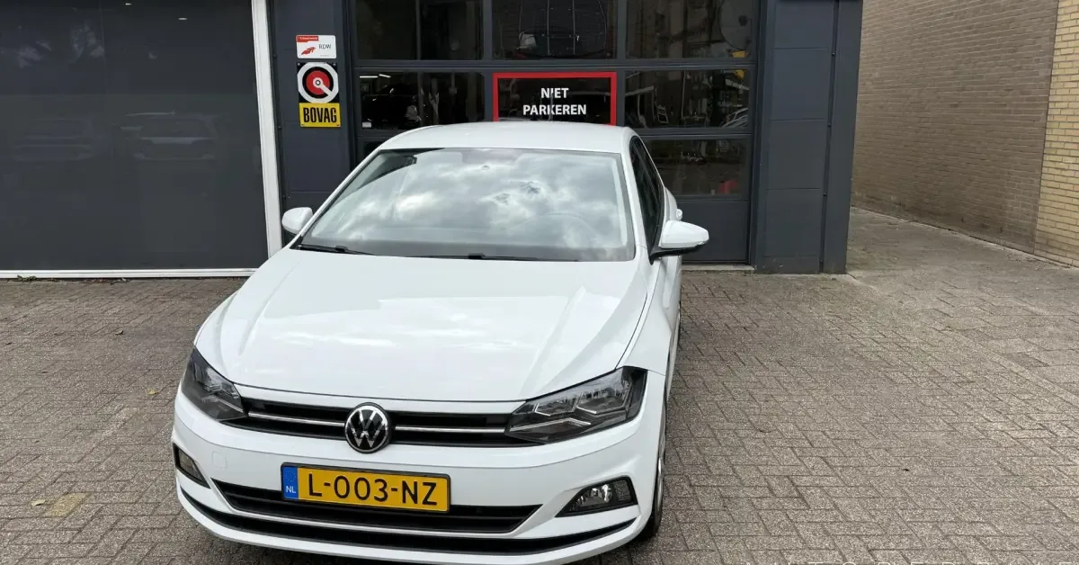 Volkswagen Polo (2021) — foto 1