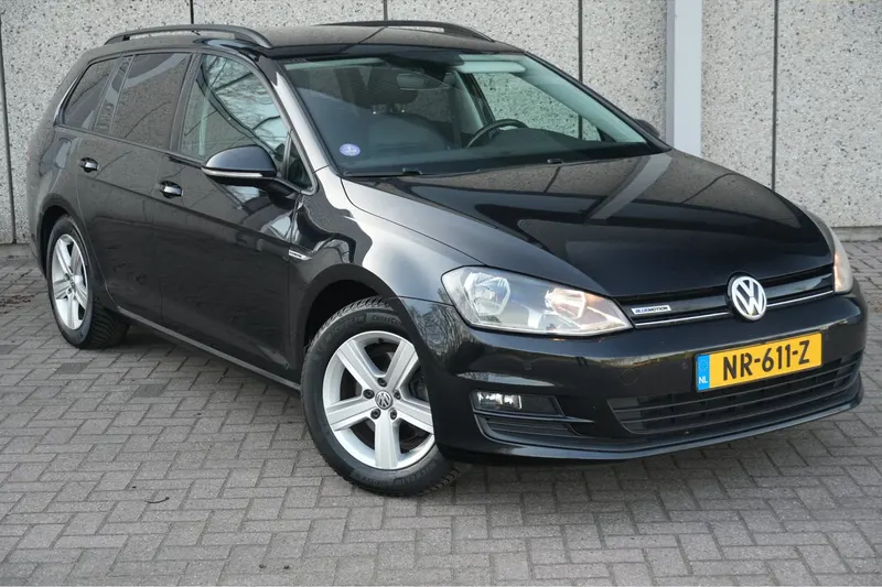Volkswagen Golf (2017)