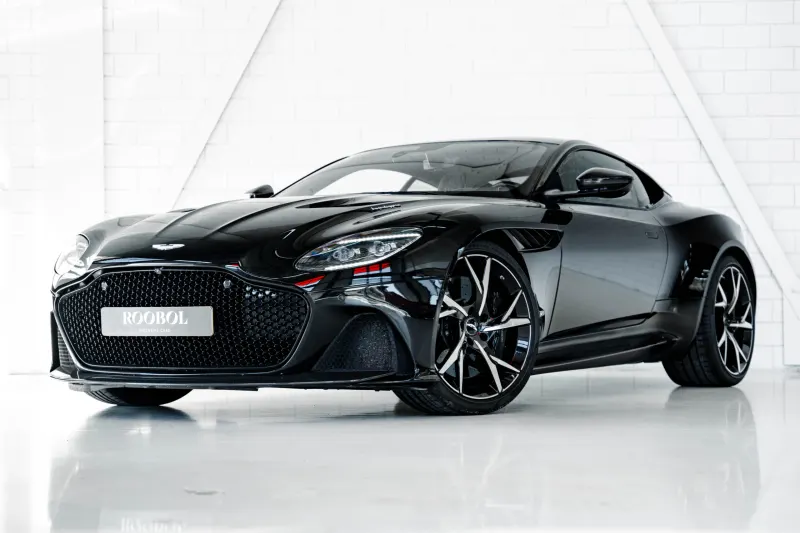 Aston Martin DBS (2019)