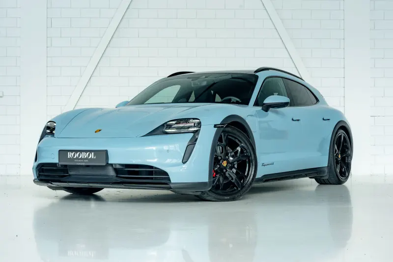 Porsche Taycan (2023)
