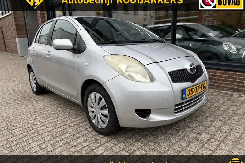 Toyota Yaris (2006)