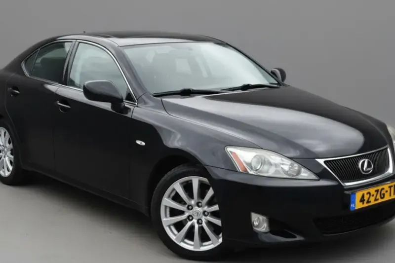 Lexus IS (2008)