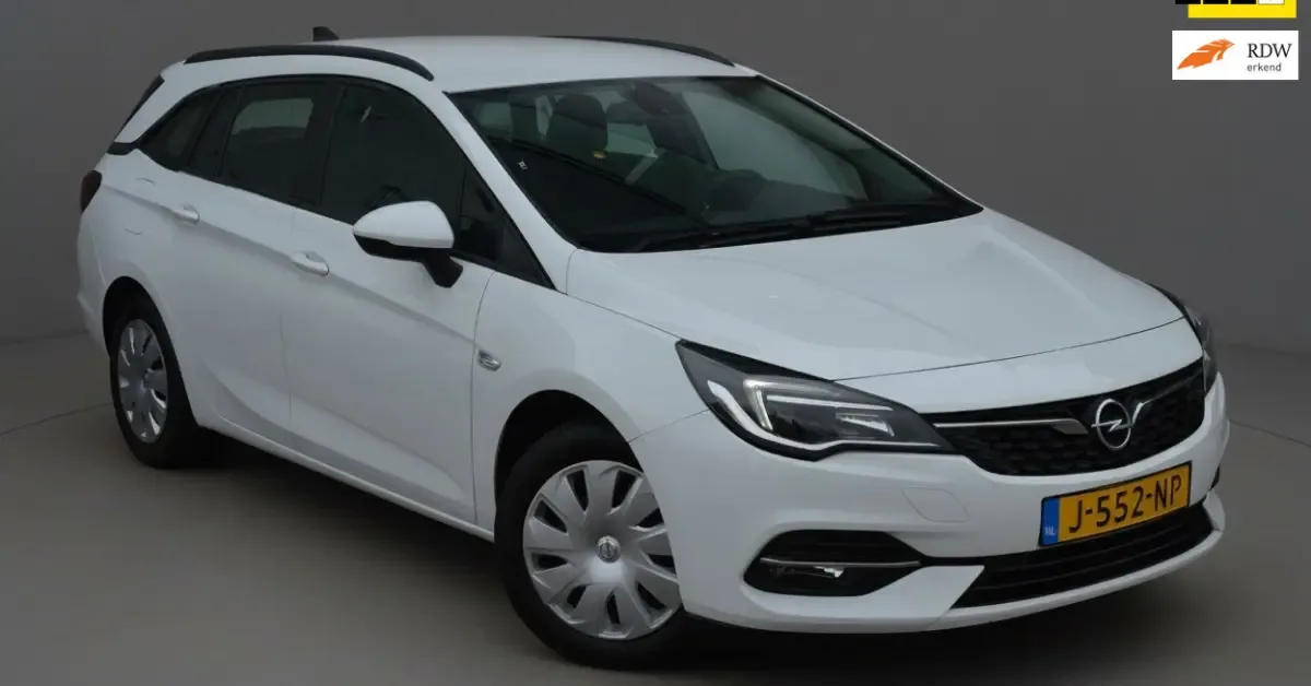 Opel Astra (2020) — foto 1