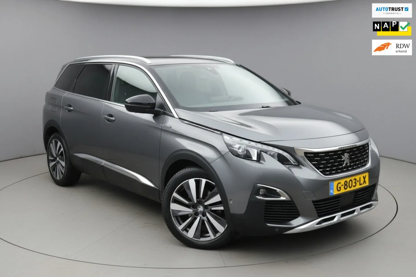 Peugeot 5008 (2019) — foto 1