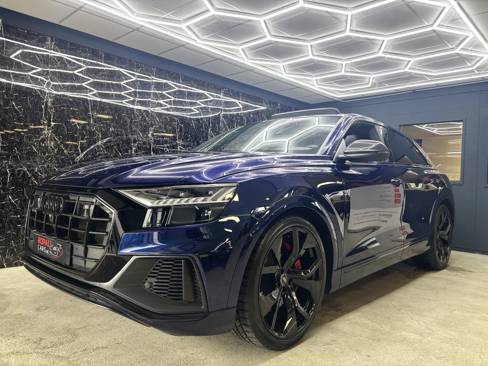 Audi Q8 (2022) — foto 1