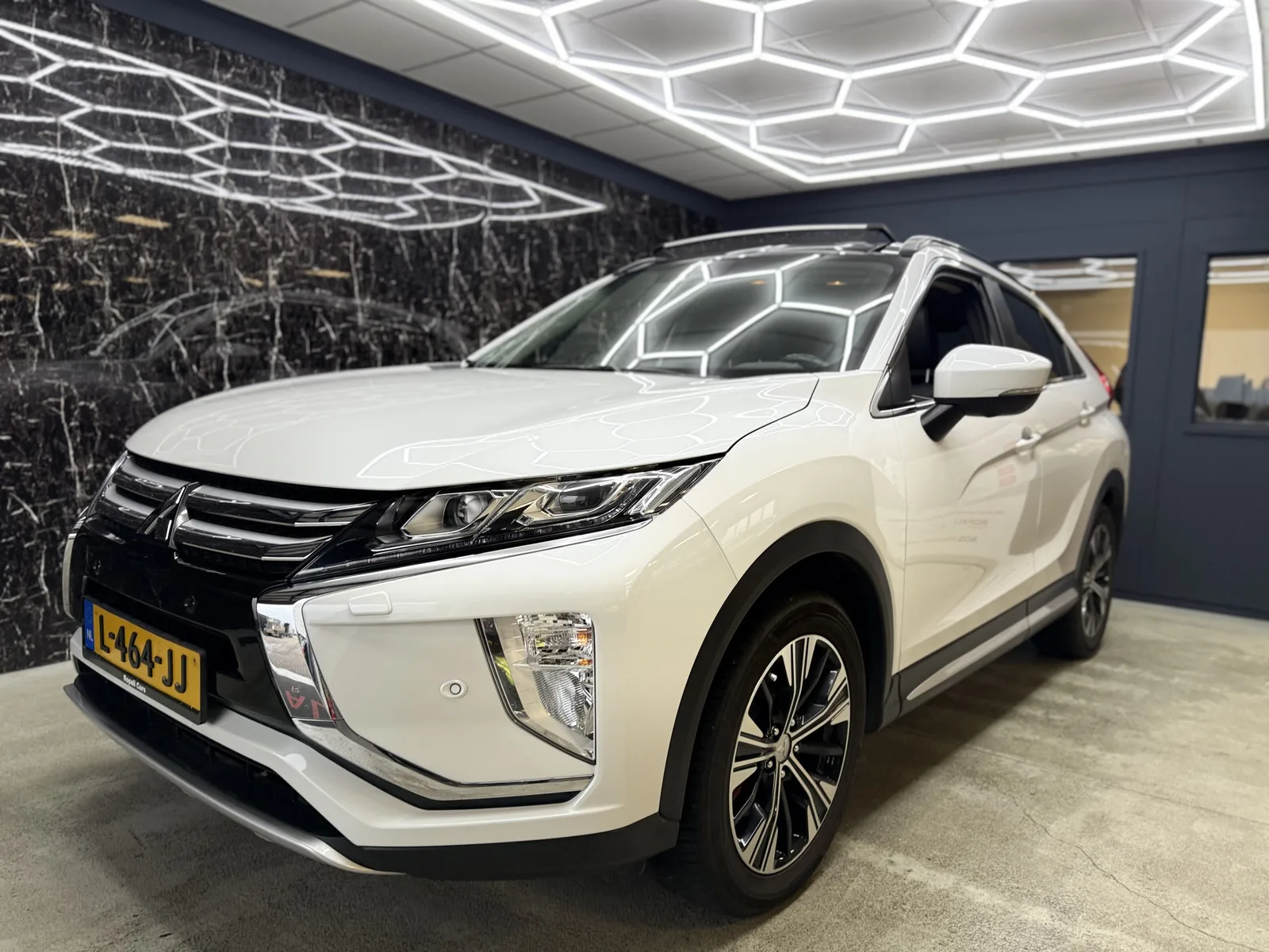 Mitsubishi Eclipse (2018) — foto 1
