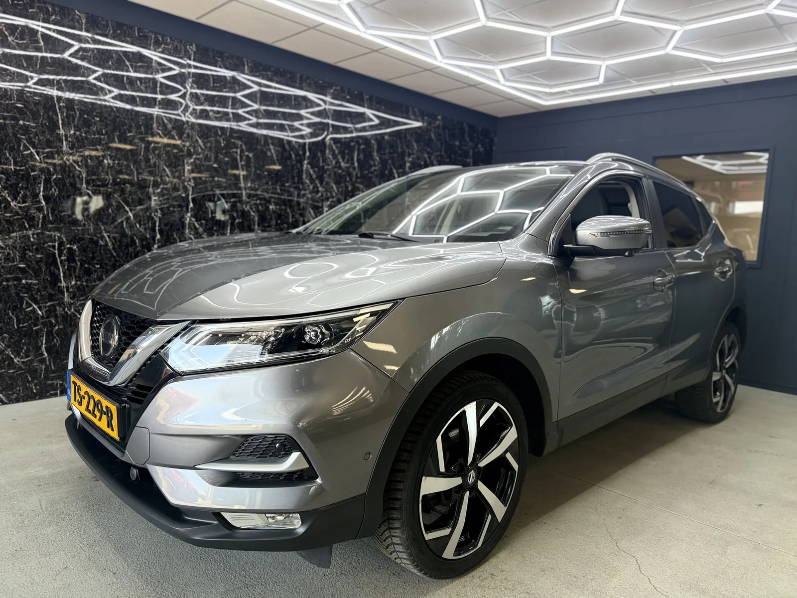 Nissan Qashqai (2018) — foto 1
