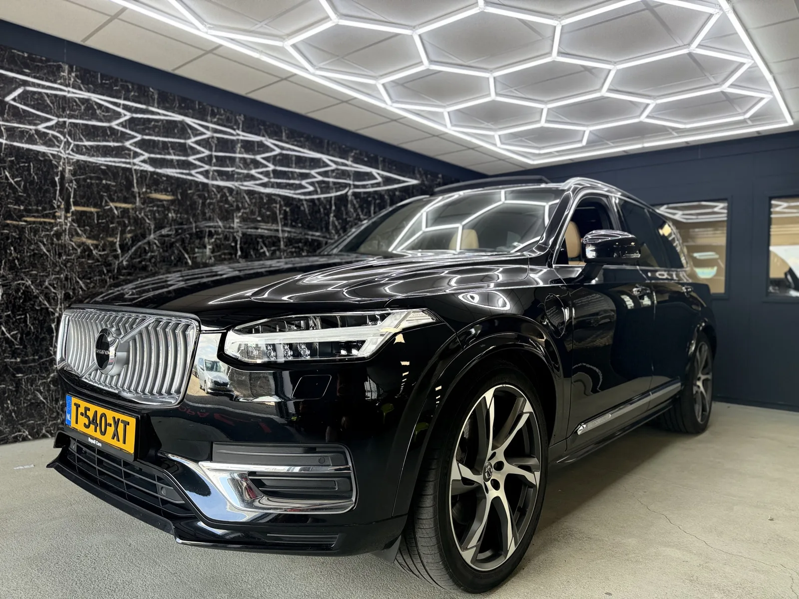 Volvo XC90 (2021) — foto 1