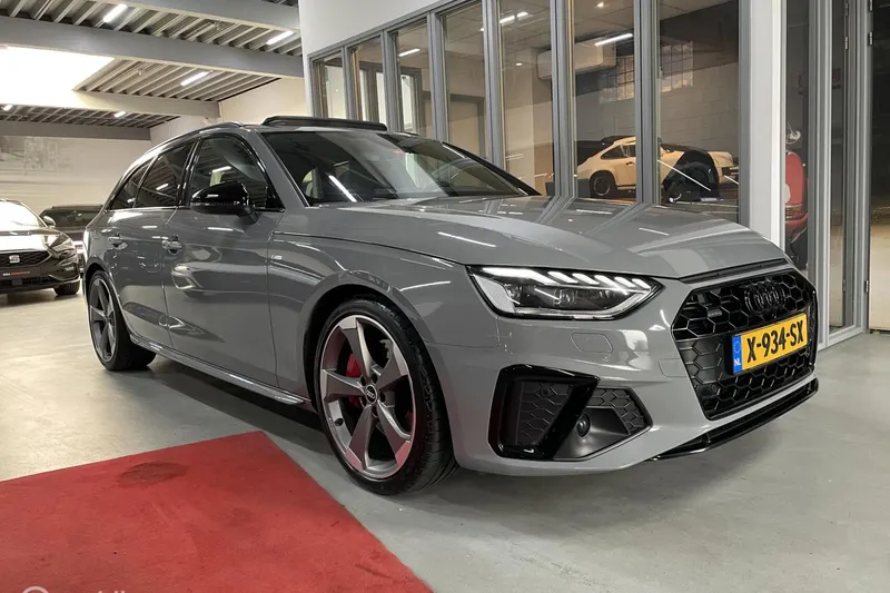 Audi A4 (2021)