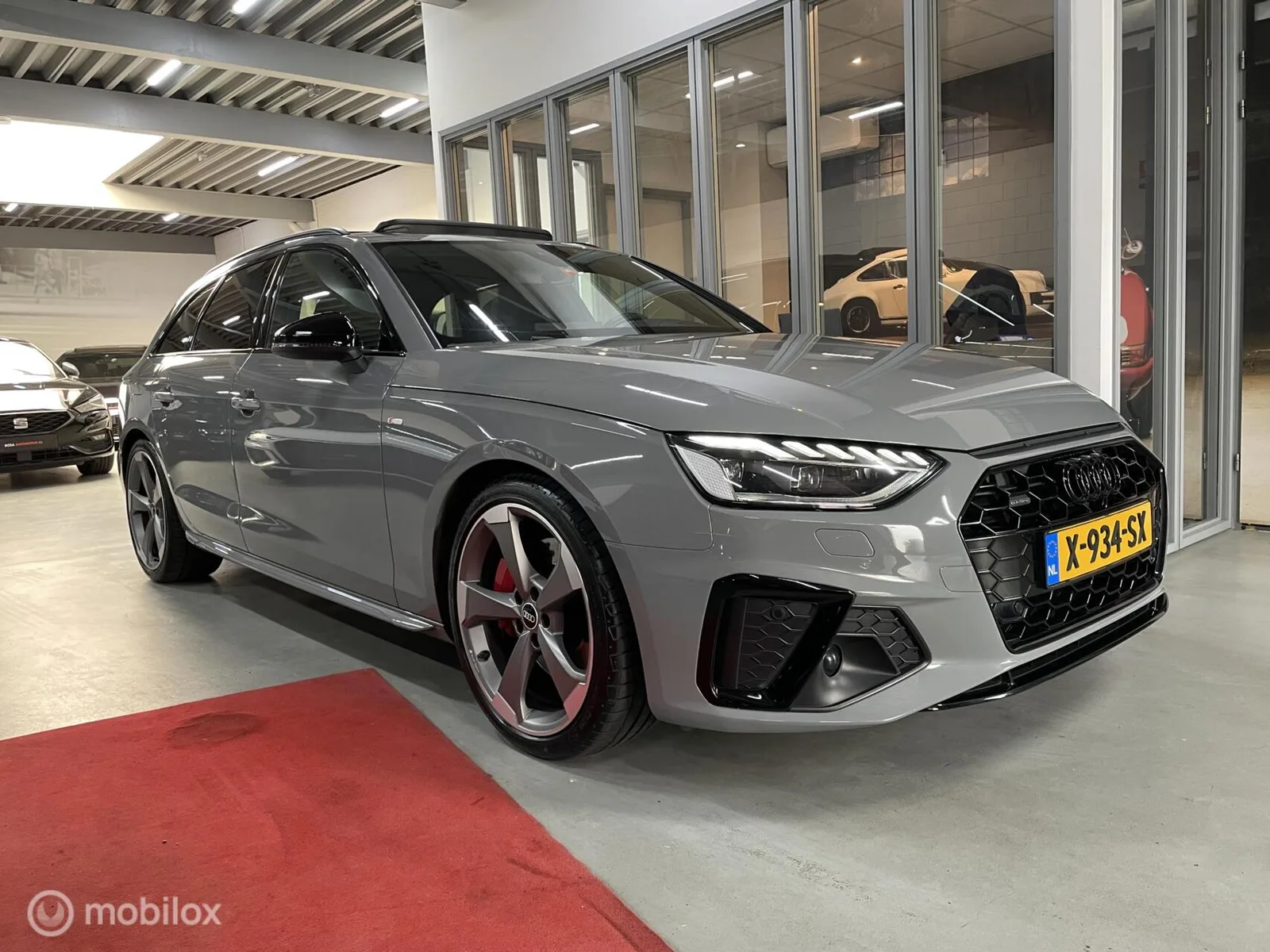 Audi A4 (2021) — foto 1