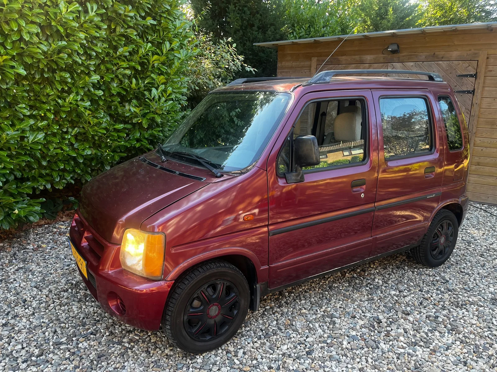 Suzuki Wagon R+ (1998) — foto 1
