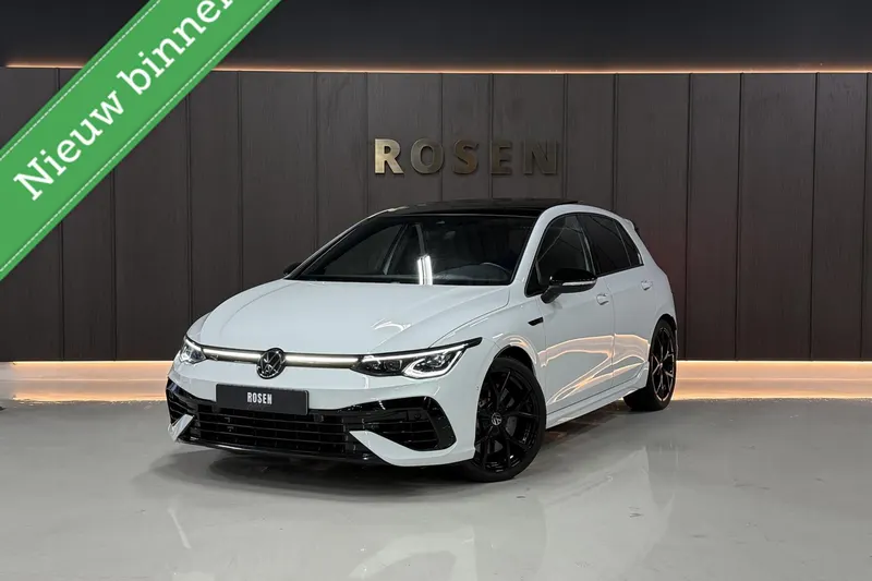 Volkswagen Golf (2022)