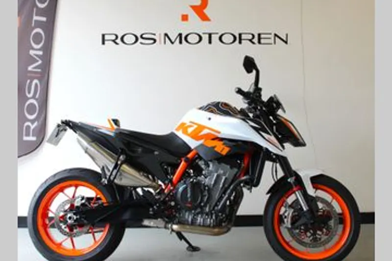 KTM 890 Duke (2020)
