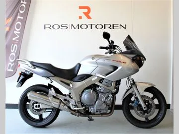 YAMAHA TDM (2003) — foto 1