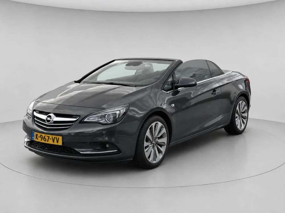 Opel Cascada (2015) — foto 1