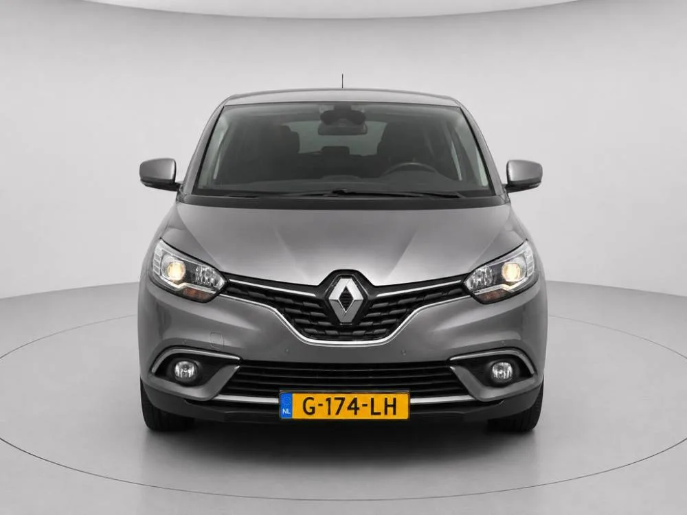 Renault Scénic (2019) — foto 1