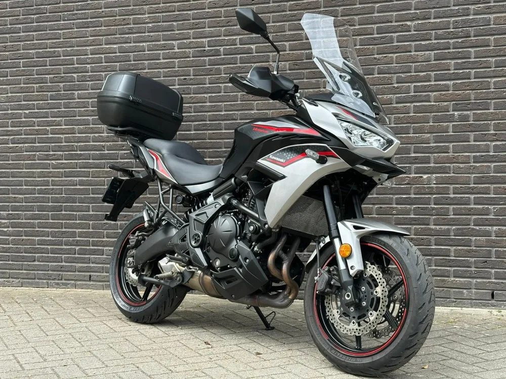 Kawasaki Versys 650 (2022) — foto 1