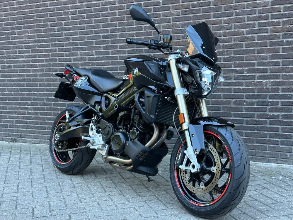 BMW F 800 R (2018) — foto 1