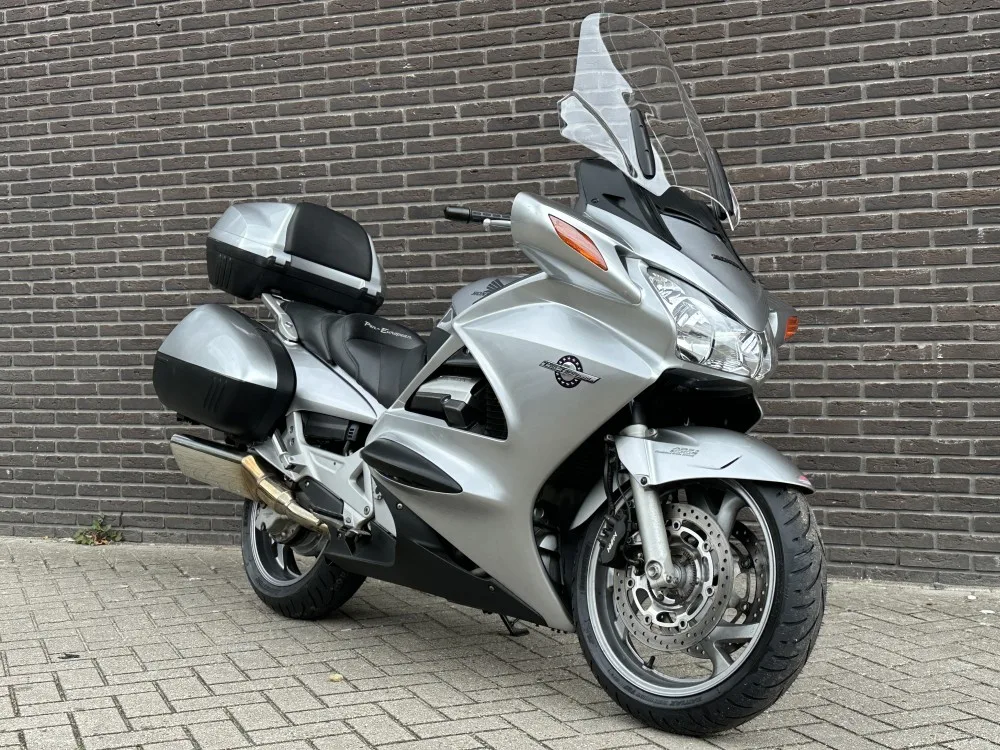 Honda ST 1300 Pan European (2004) — foto 1