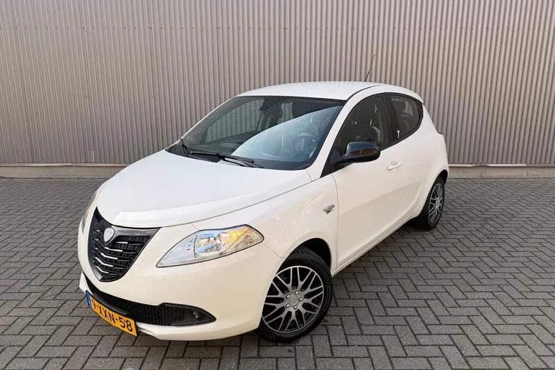 Lancia Ypsilon (2014)