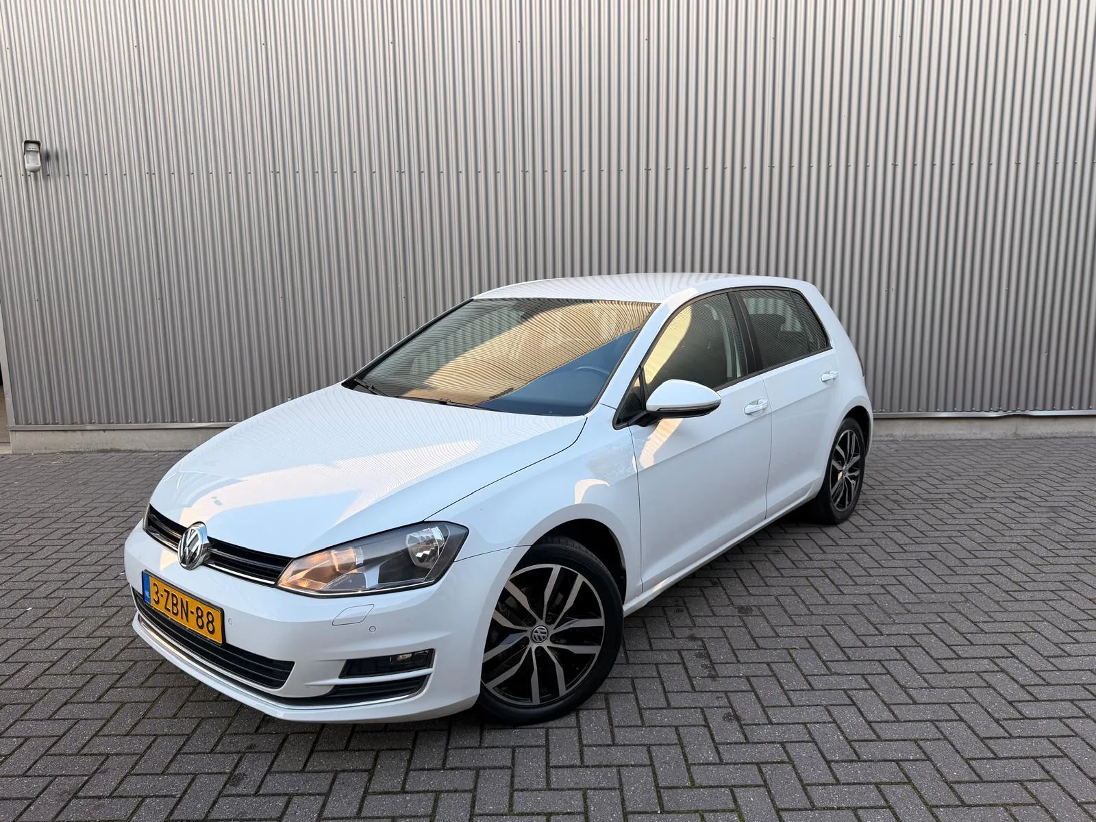 Volkswagen Golf (2014) — foto 1