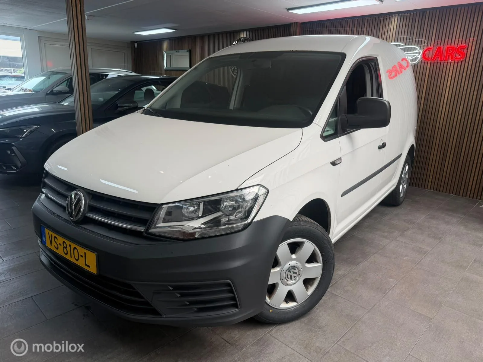 Volkswagen Caddy (2015) — foto 1