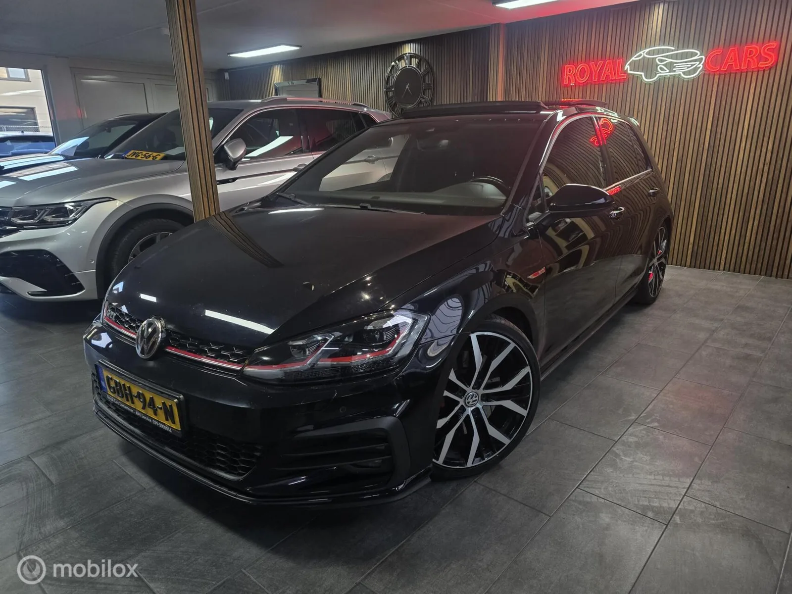 Volkswagen Golf (2017) — foto 1