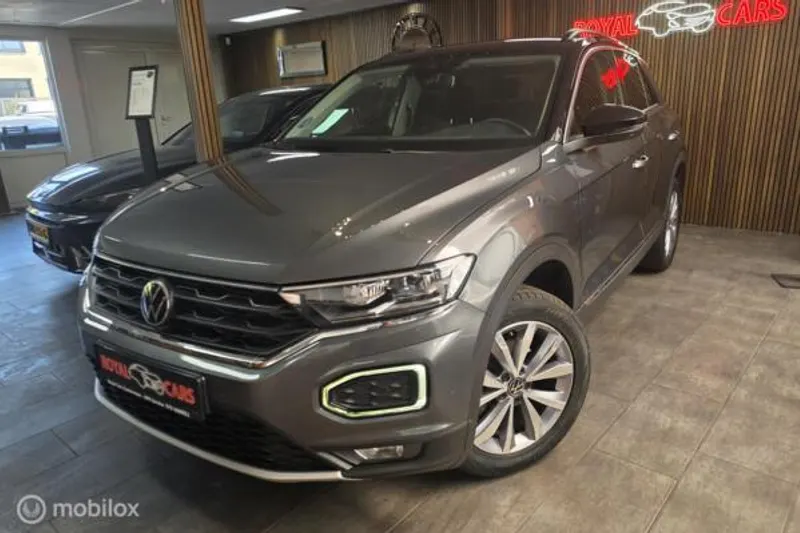 Volkswagen T-Roc (2021)