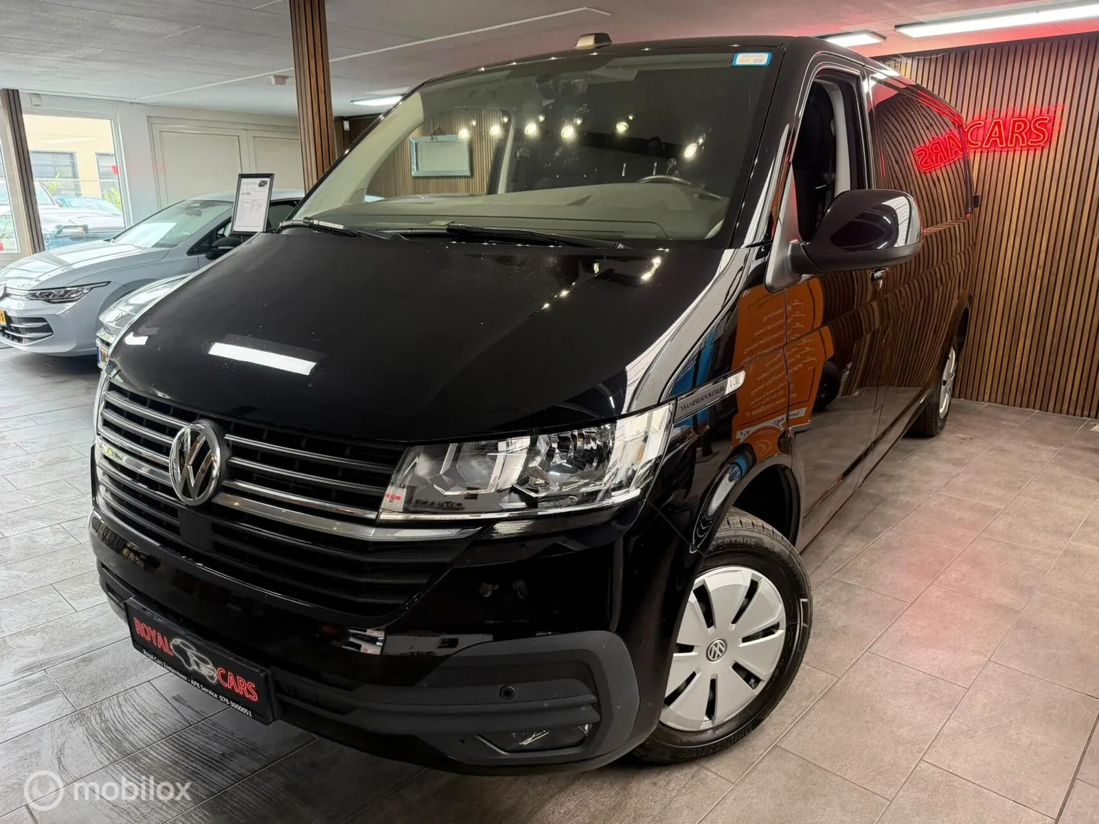 Volkswagen Transporter (2023) — foto 1