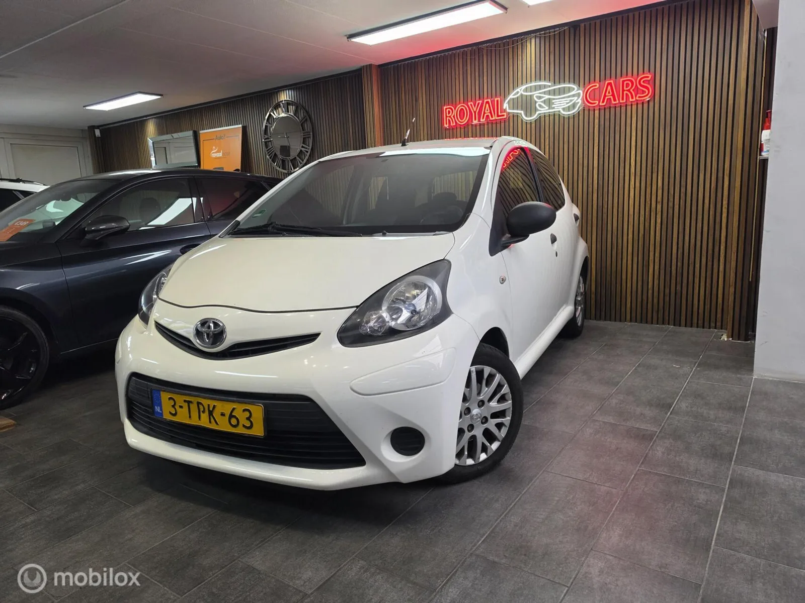 Toyota Aygo (2014) — foto 1