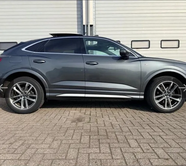 Audi Q3 (2020) — foto 1
