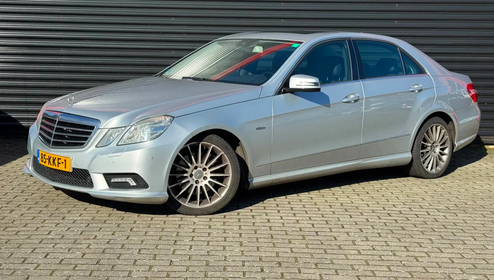 Mercedes-Benz E-Klasse (2009) — foto 1