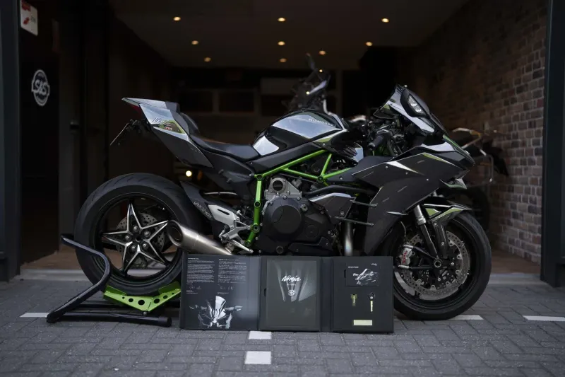 Kawasaki H2 (2016)